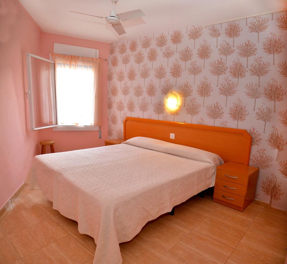 Hostal Julieta Льорет-де-Мар Экстерьер фото